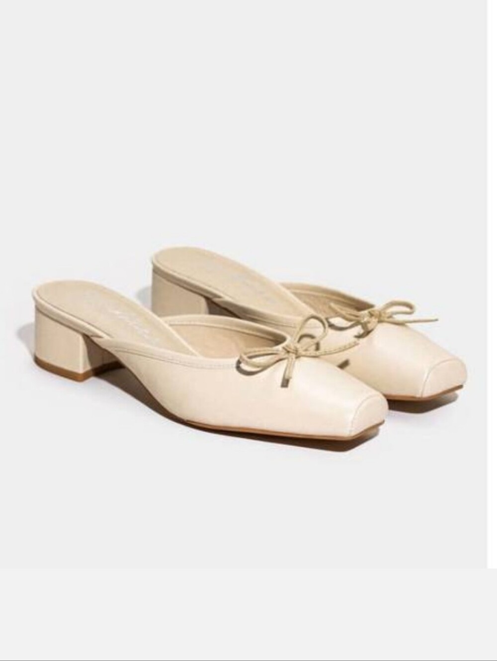 Matisse Basilio Ivory Mules Leather Bow Block Heel Square Toe 7.5